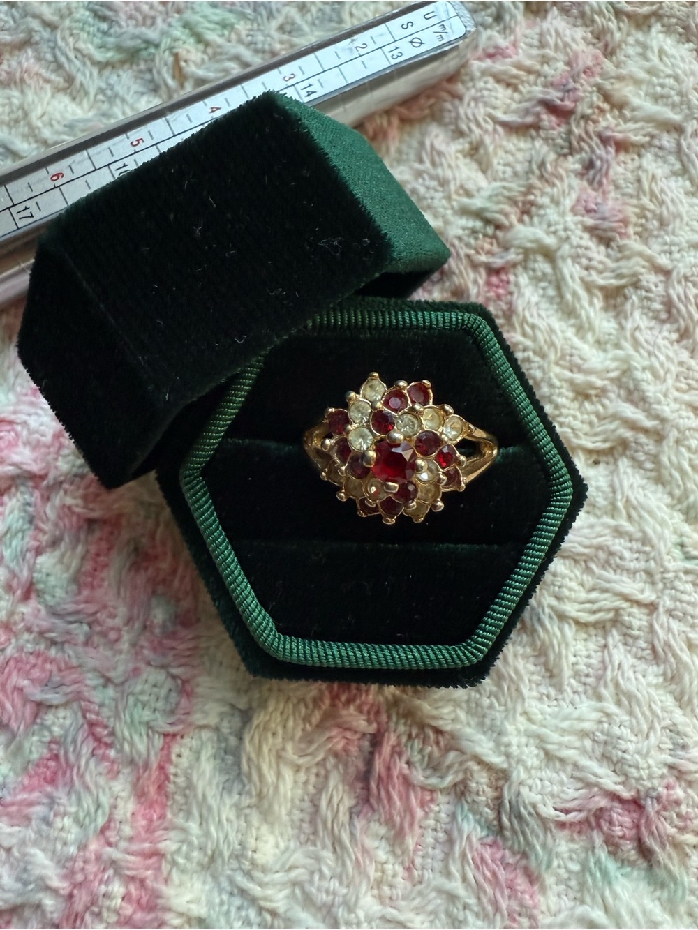 VTG 18KTHGE ring size 7